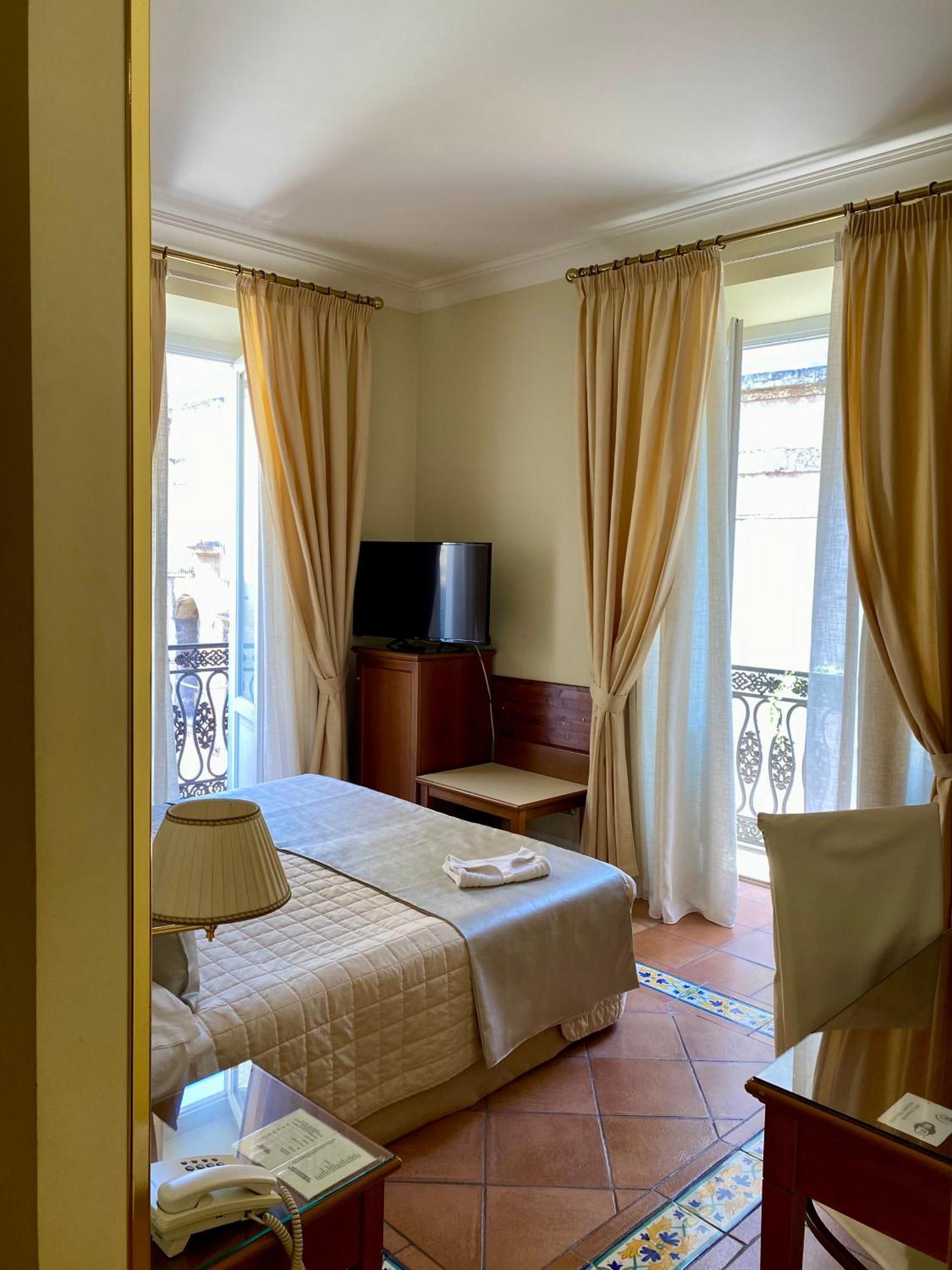Hotel Akropolis - Museum Tarento