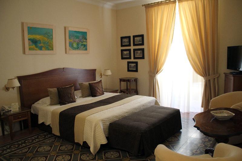 Akropolis - Museum Hotel